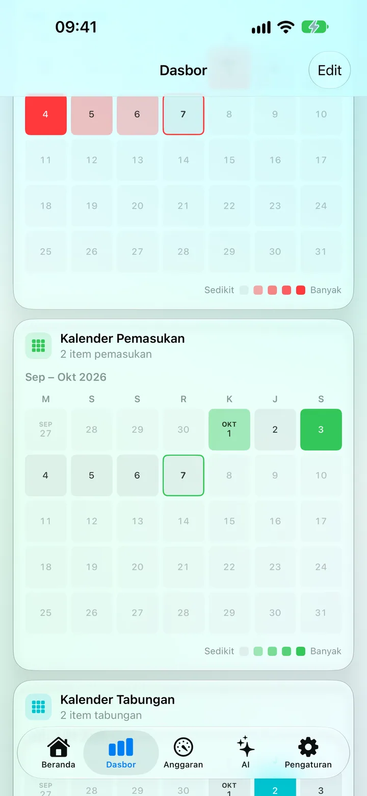 A transaction in Savings tagged with its location and pinned on a map